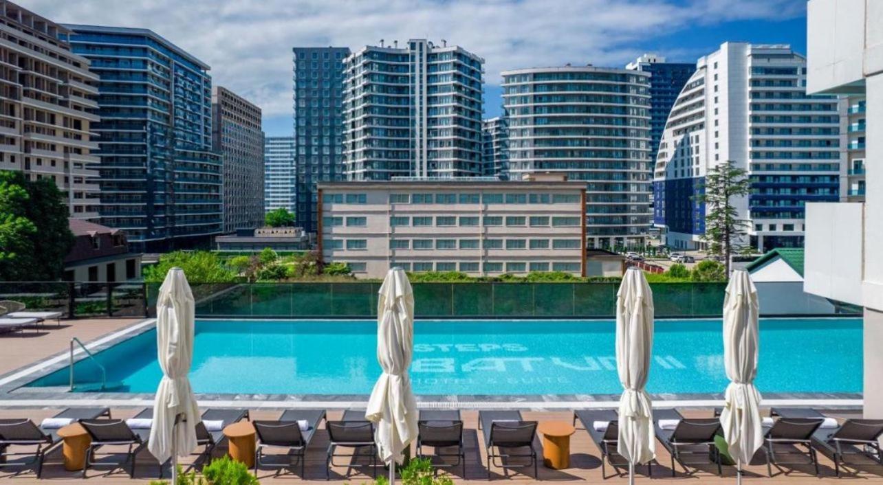Nova Luxe Hotel & Residences Батуми Экстерьер фото