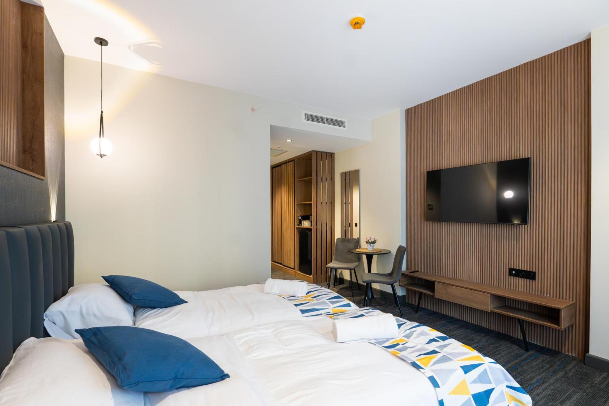 Nova Luxe Hotel & Residences Батуми Экстерьер фото