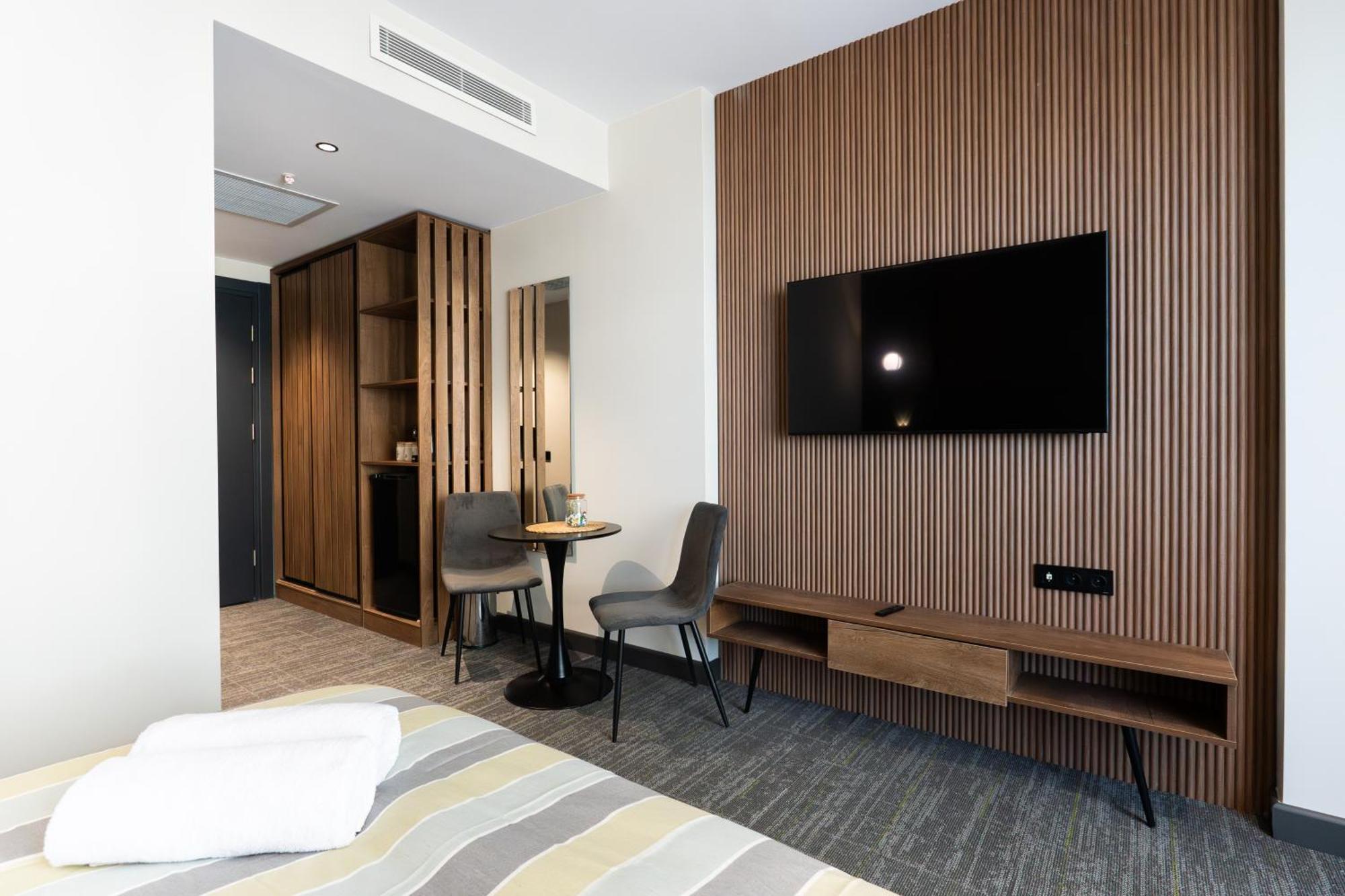 Nova Luxe Hotel & Residences Батуми Экстерьер фото