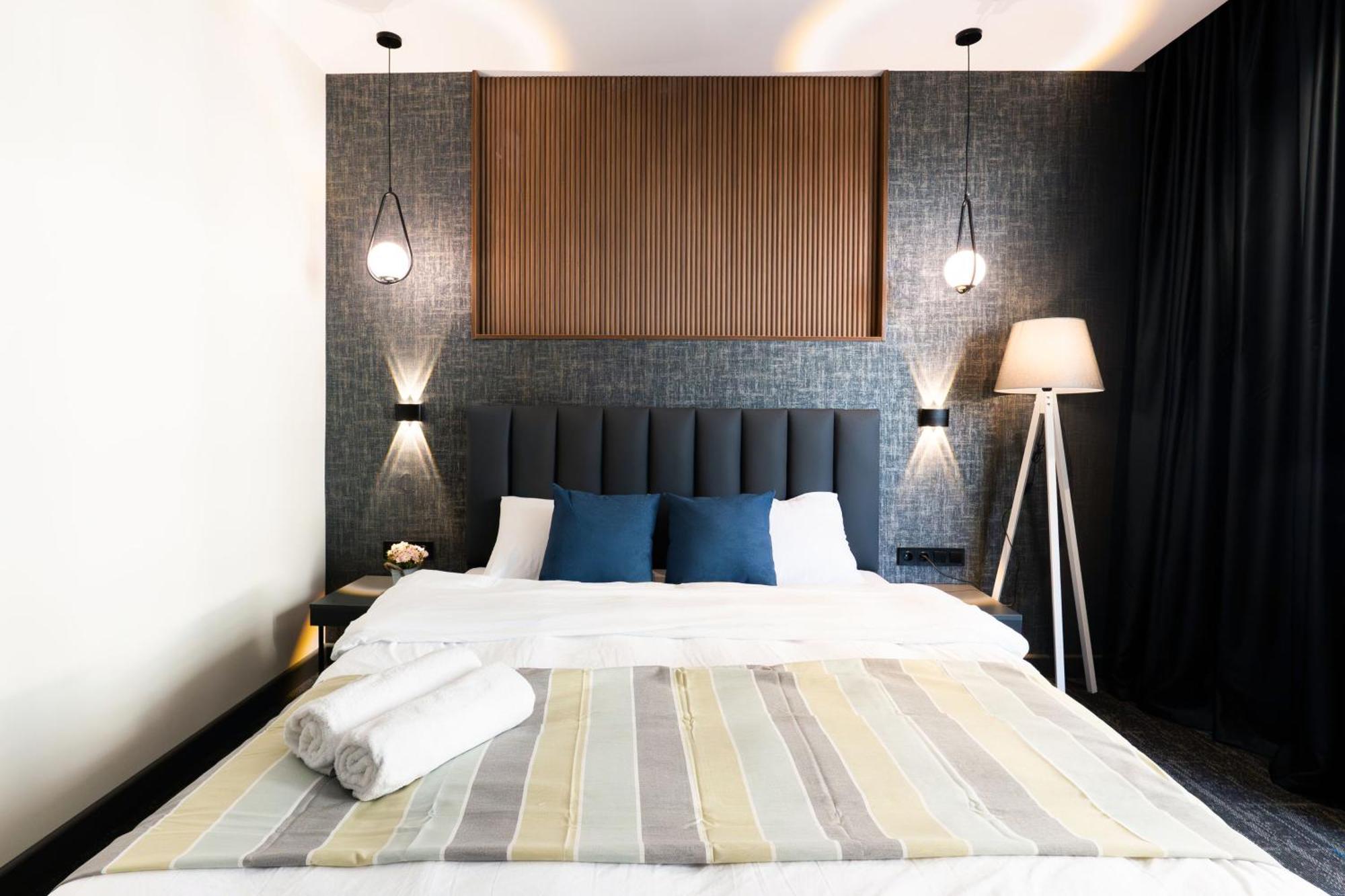 Nova Luxe Hotel & Residences Батуми Экстерьер фото
