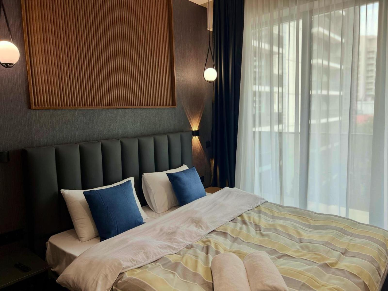 Nova Luxe Hotel & Residences Батуми Экстерьер фото